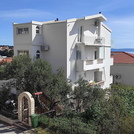 Apartment Topic Baska Voda Luaran gambar
