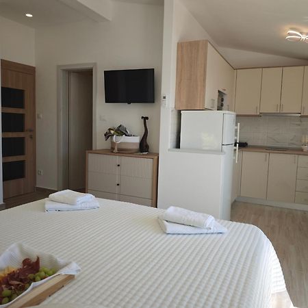 Apartment Topic Baska Voda Luaran gambar