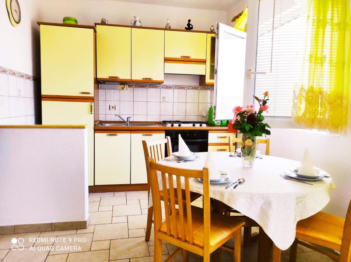 Apartment Topic Baska Voda Luaran gambar