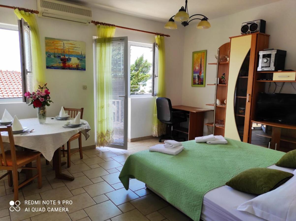Apartment Topic Baska Voda Luaran gambar