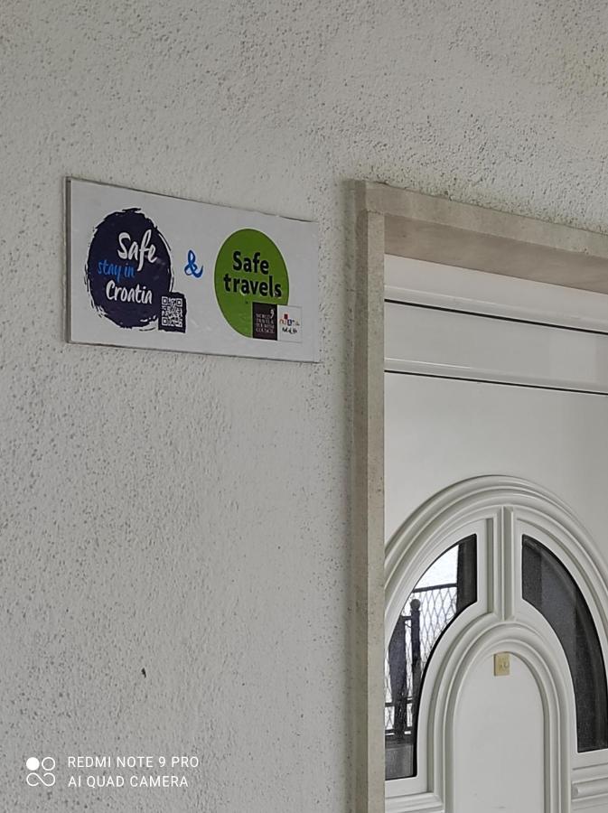Apartment Topic Baska Voda Luaran gambar