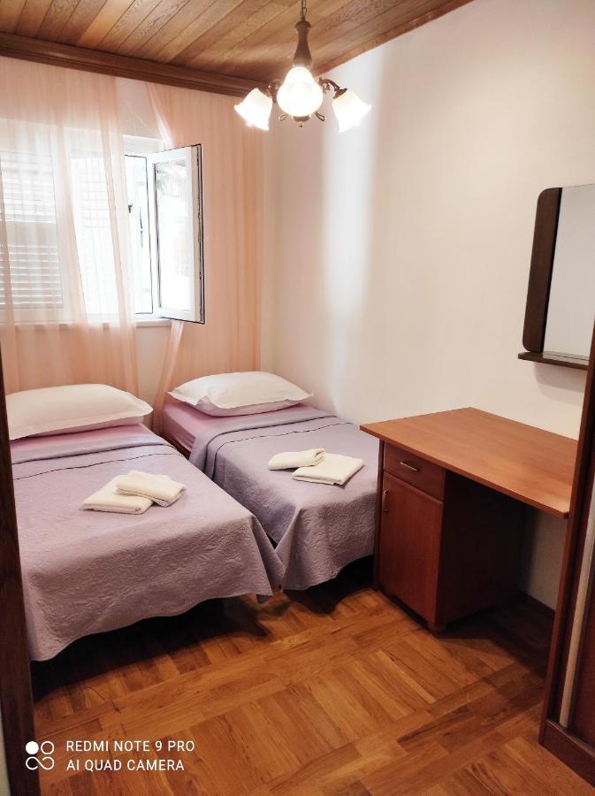 Apartment Topic Baska Voda Luaran gambar