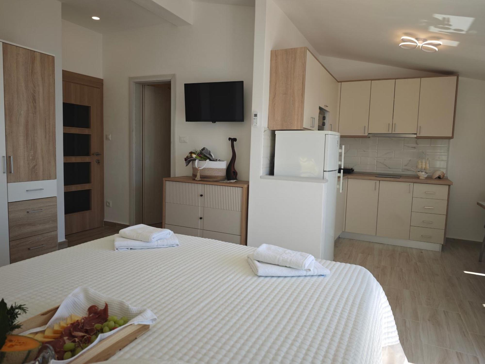 Apartment Topic Baska Voda Luaran gambar