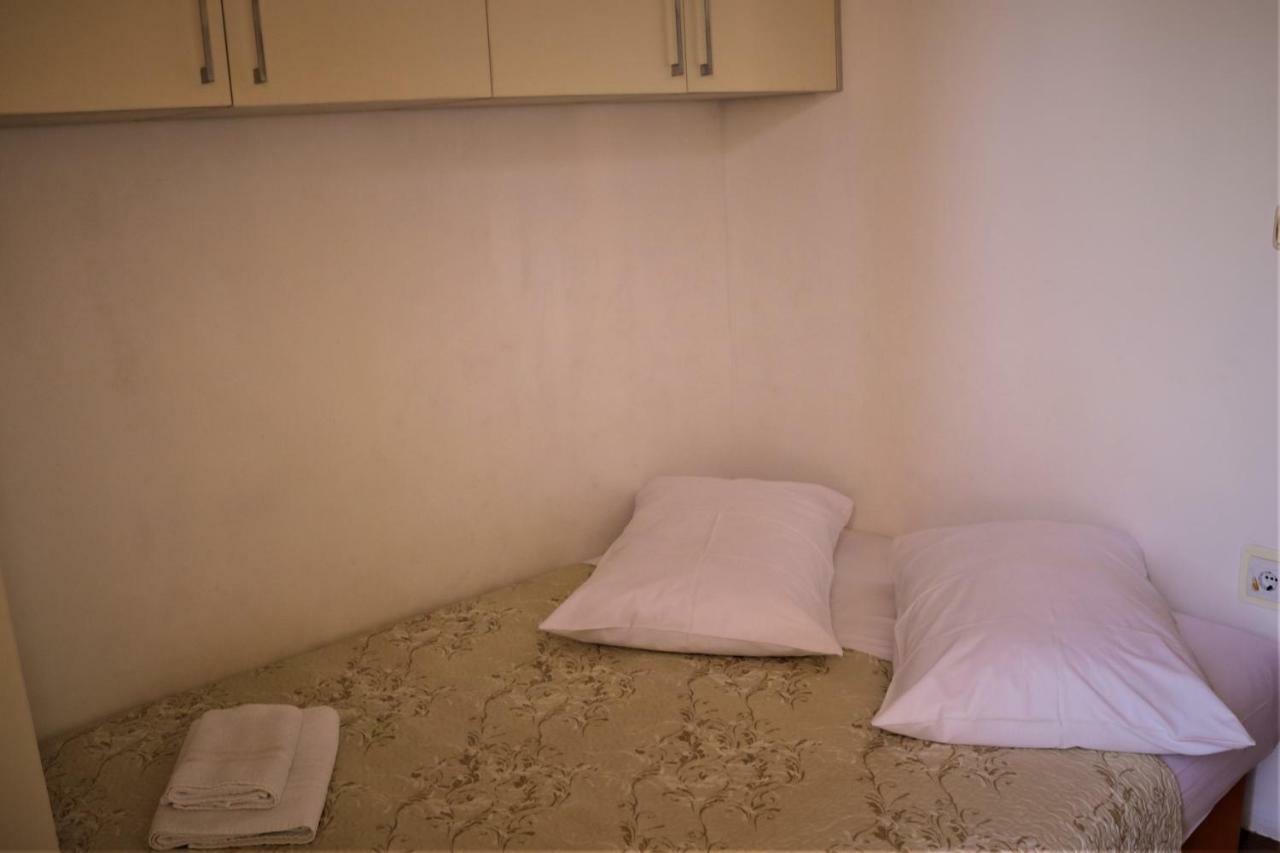 Apartment Topic Baska Voda Luaran gambar