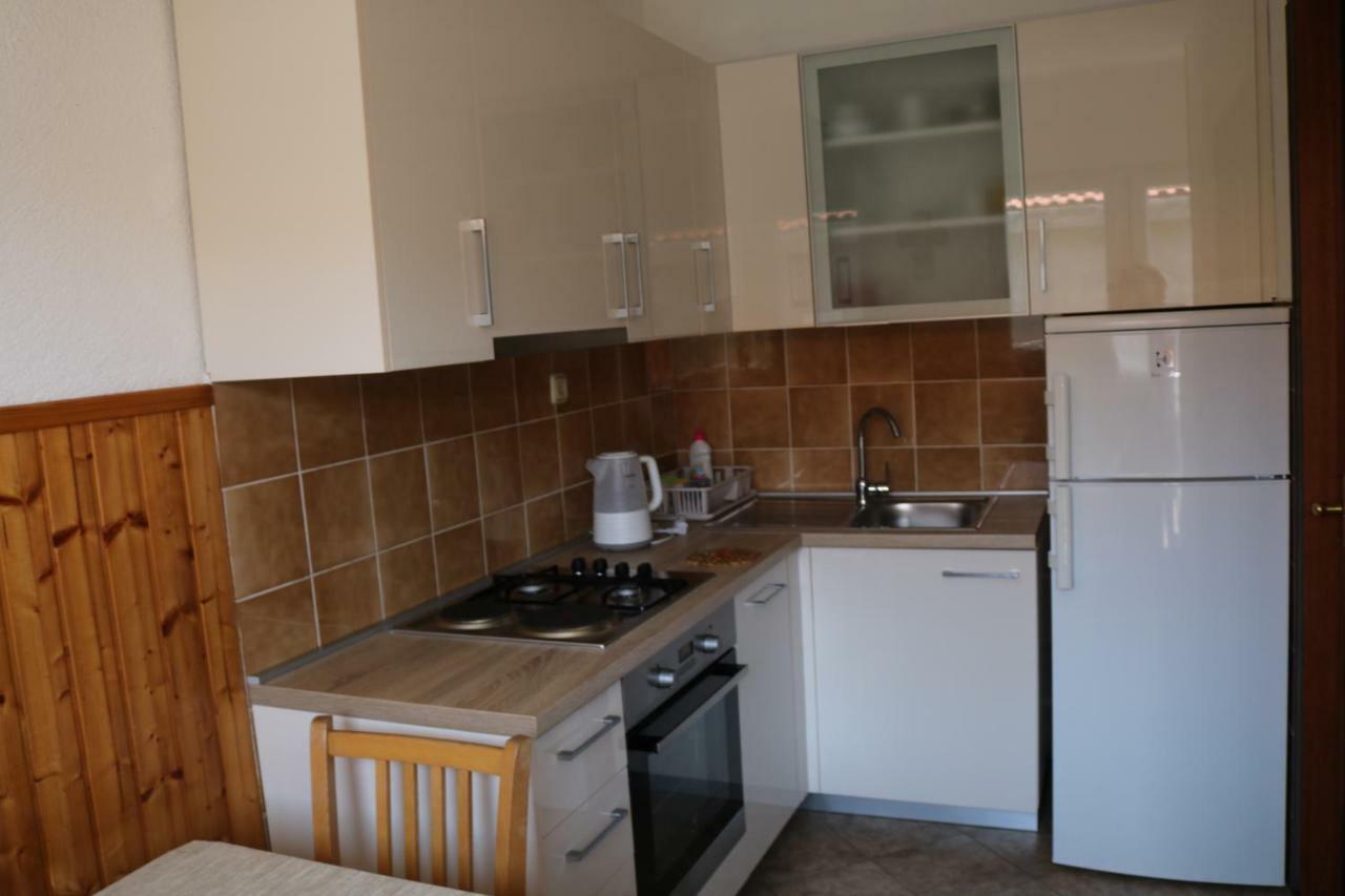 Apartment Topic Baska Voda Luaran gambar